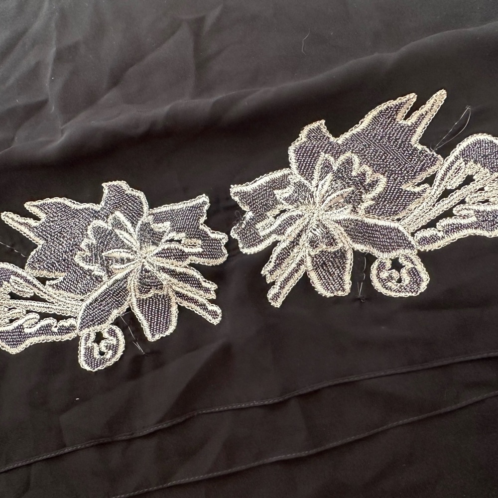 Black Silk Shawl - Picture 3 of 4